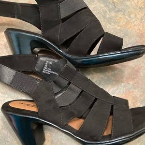Cloudwalker black strap sandals
